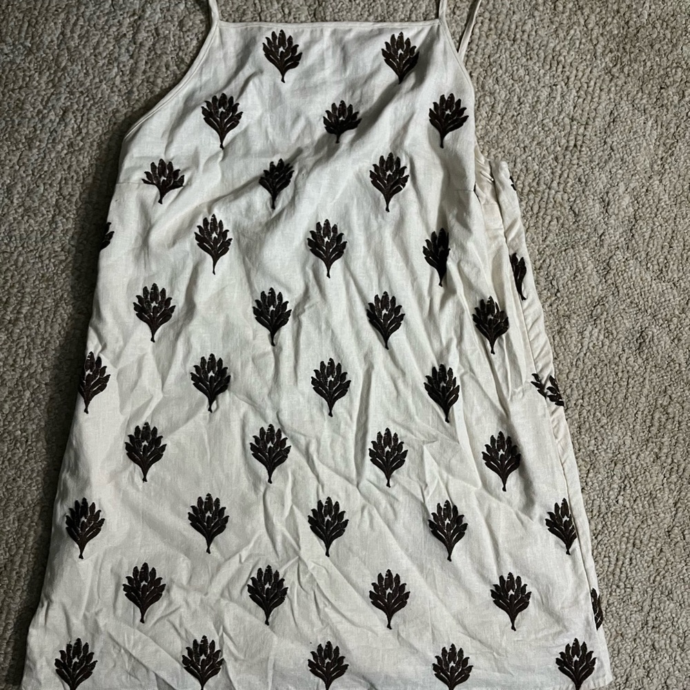 Abercrombie & Fitch Cream Dress with Brown Leaf Design